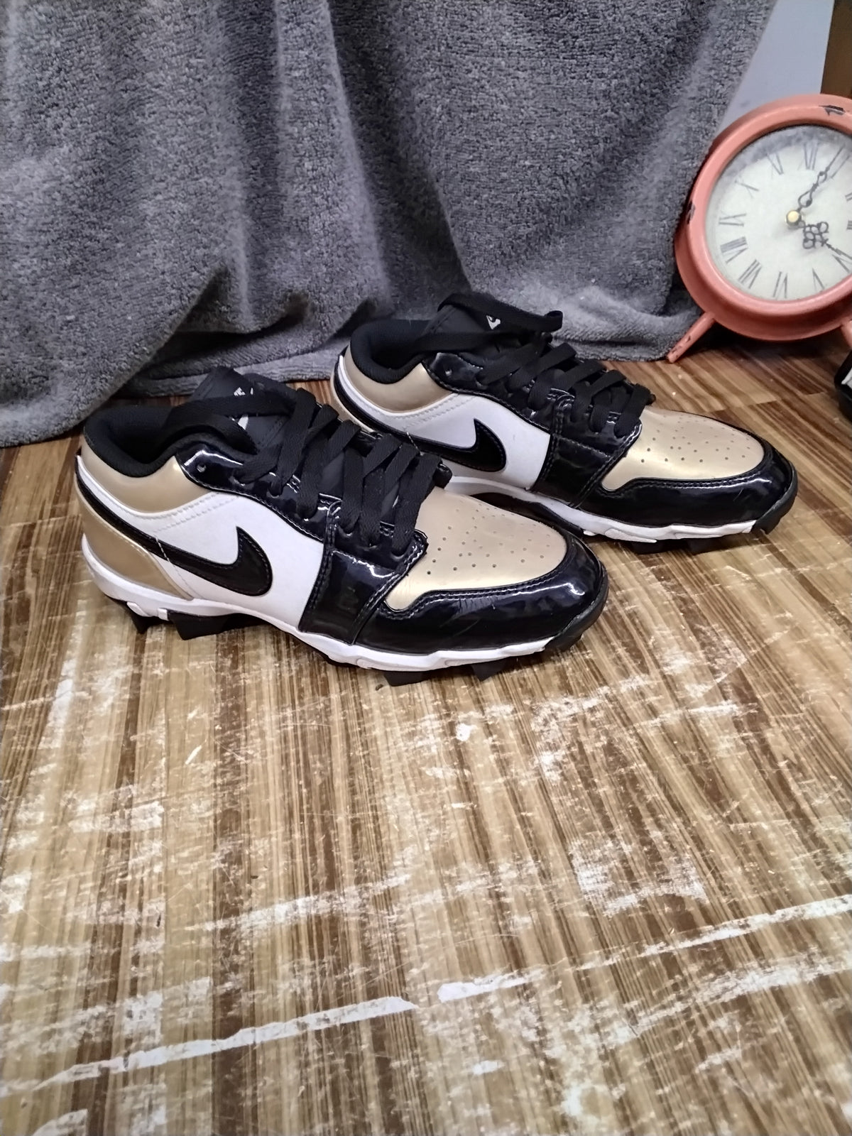 Jordan Cleats Size 5Y