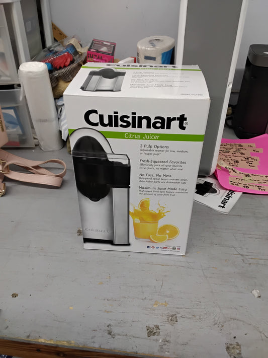 Citrus juicer
