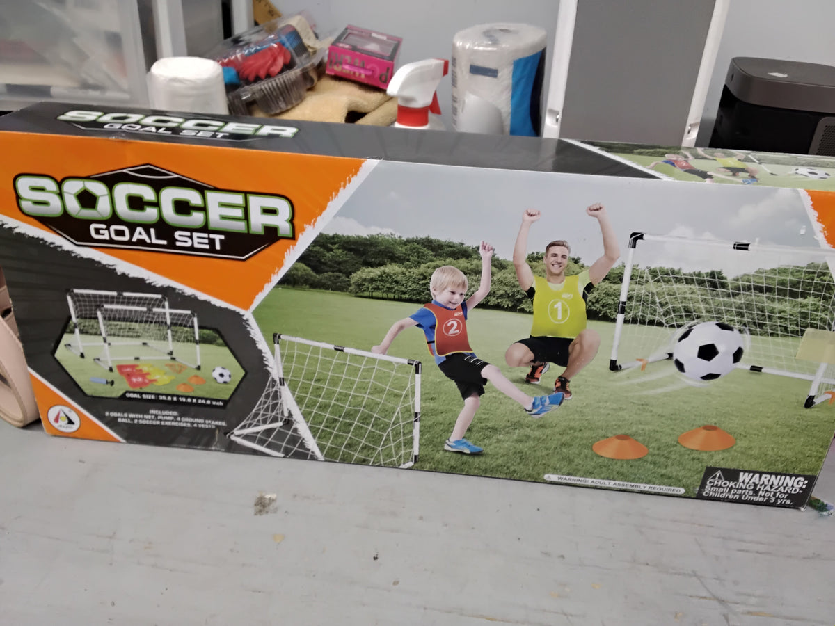 Soccer goal set