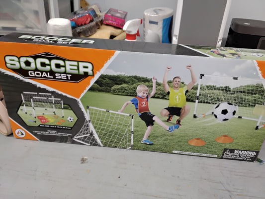 Soccer goal set