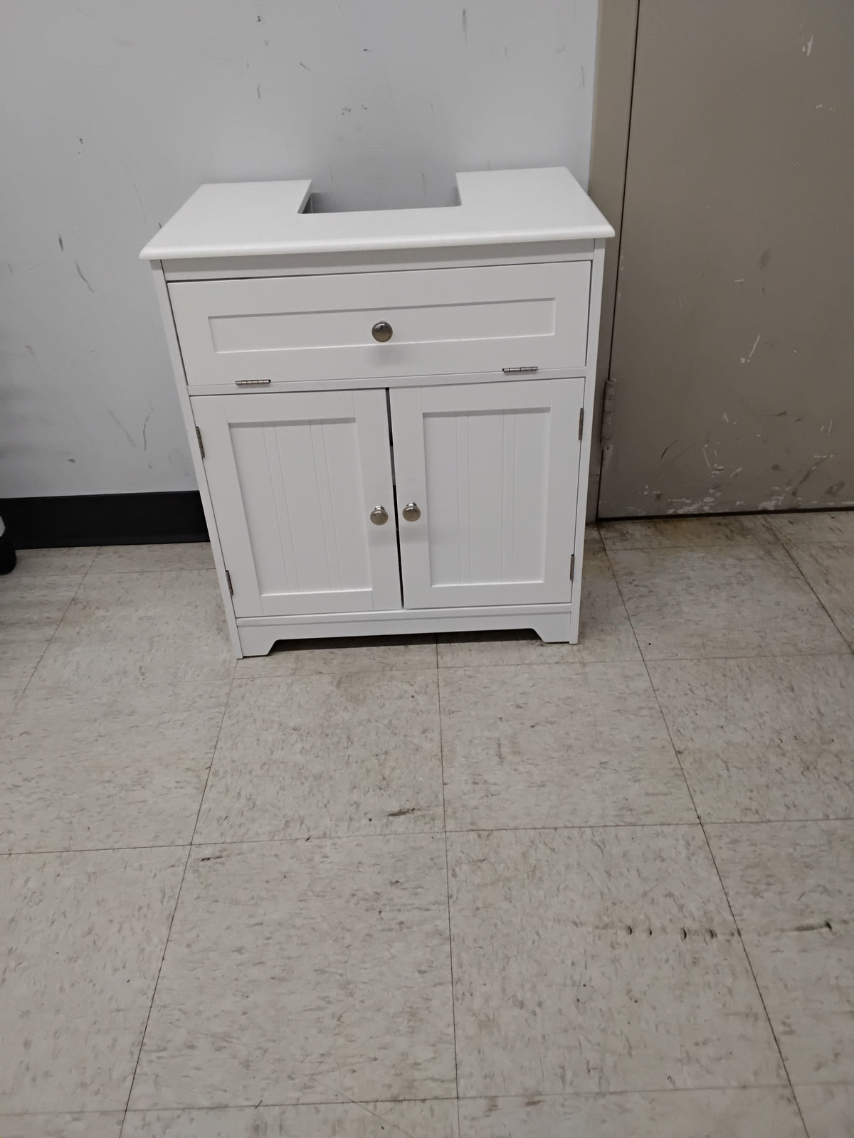 Bath cabinet