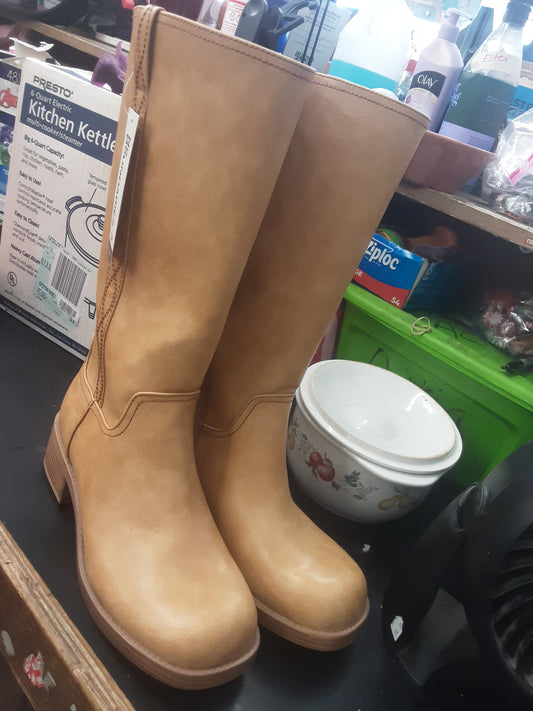 Women's Boots size 12