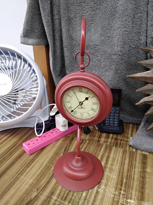 Hanging Desk Clock