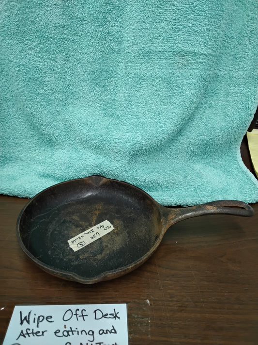 Iron skillet