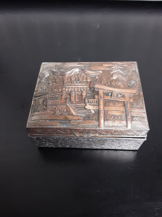 Vintage copper alloy Japanese Pagoda Trinket/cigarette box