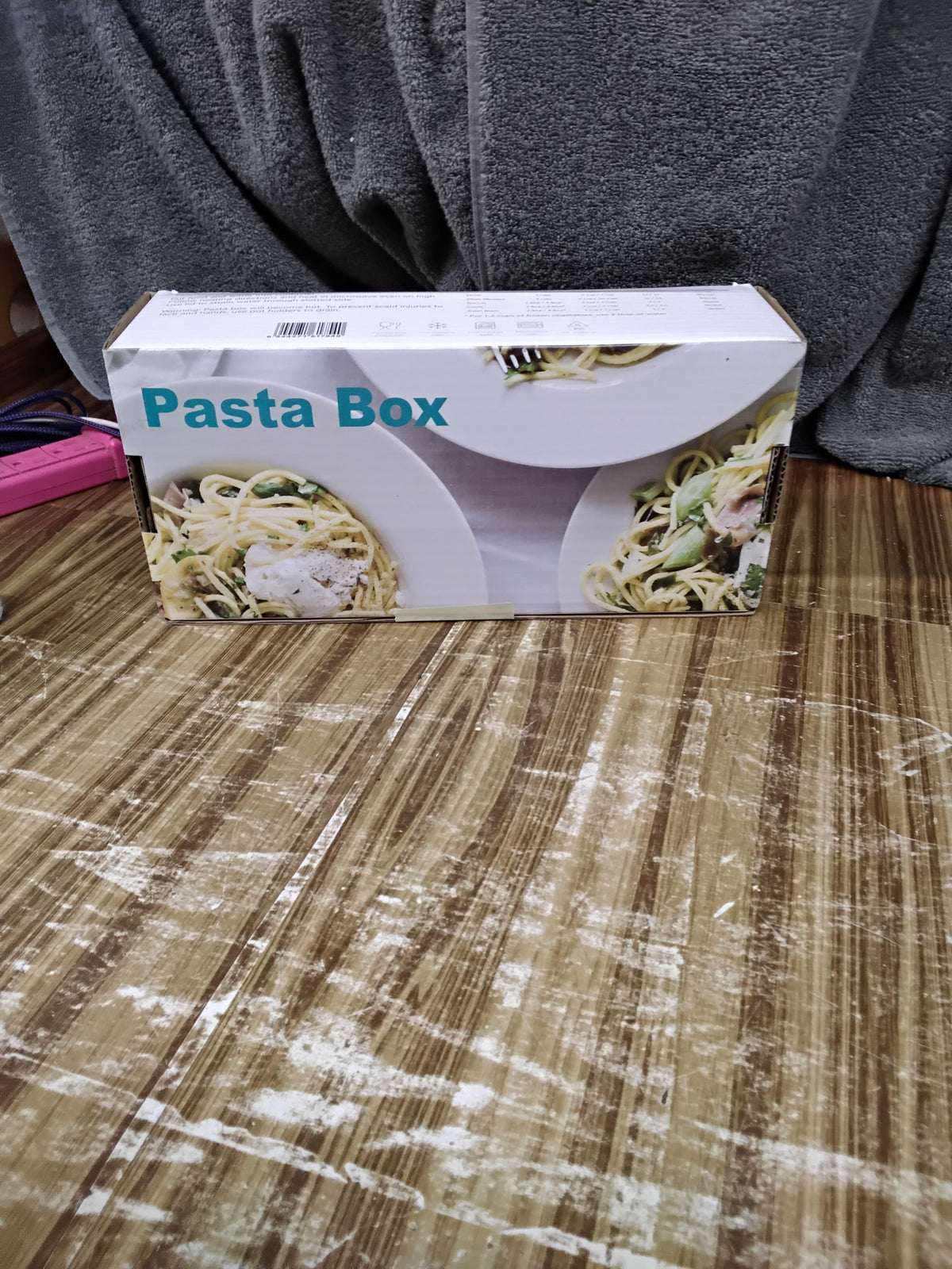Mi pan pasta box