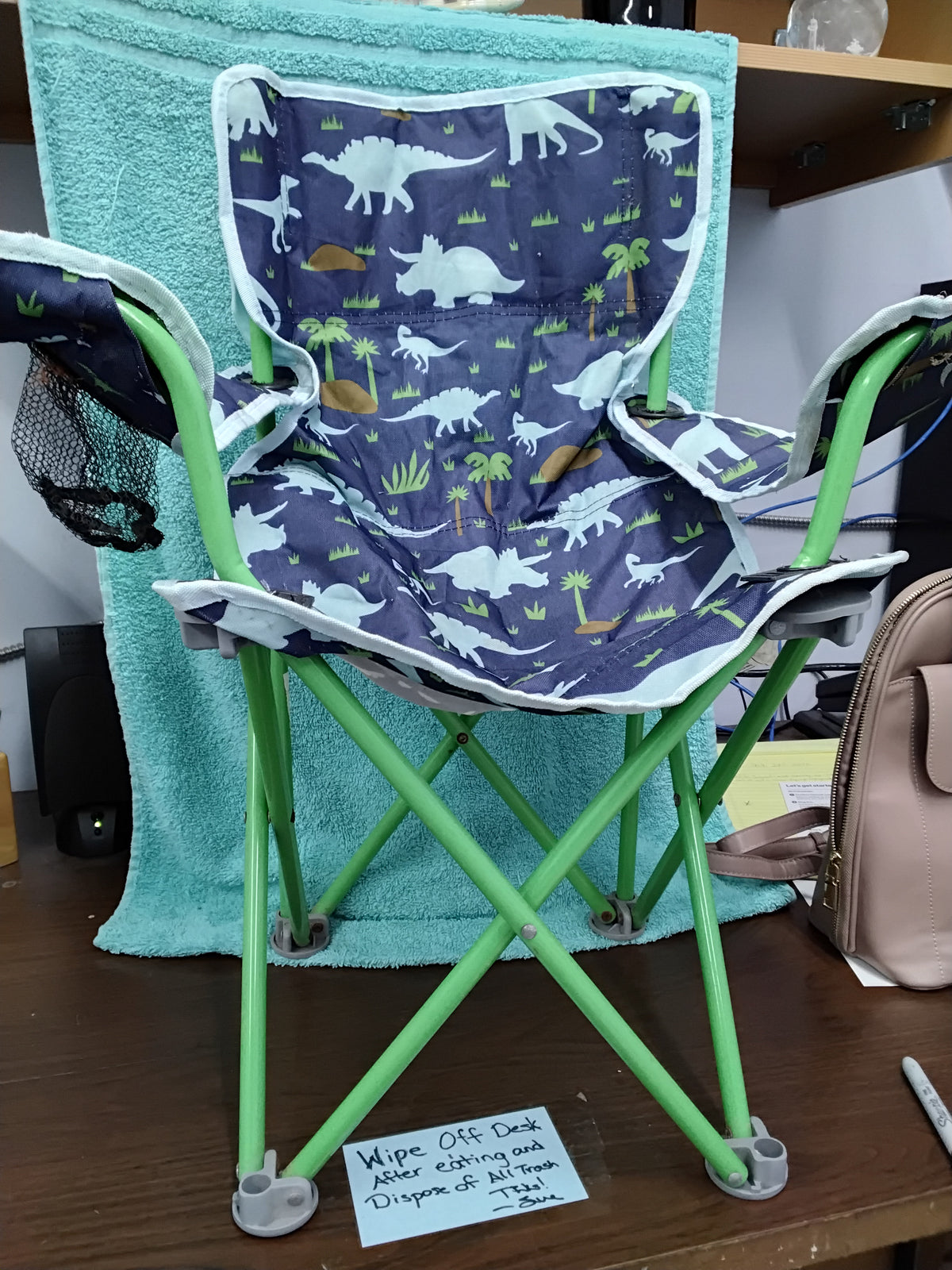 Kids cute chair