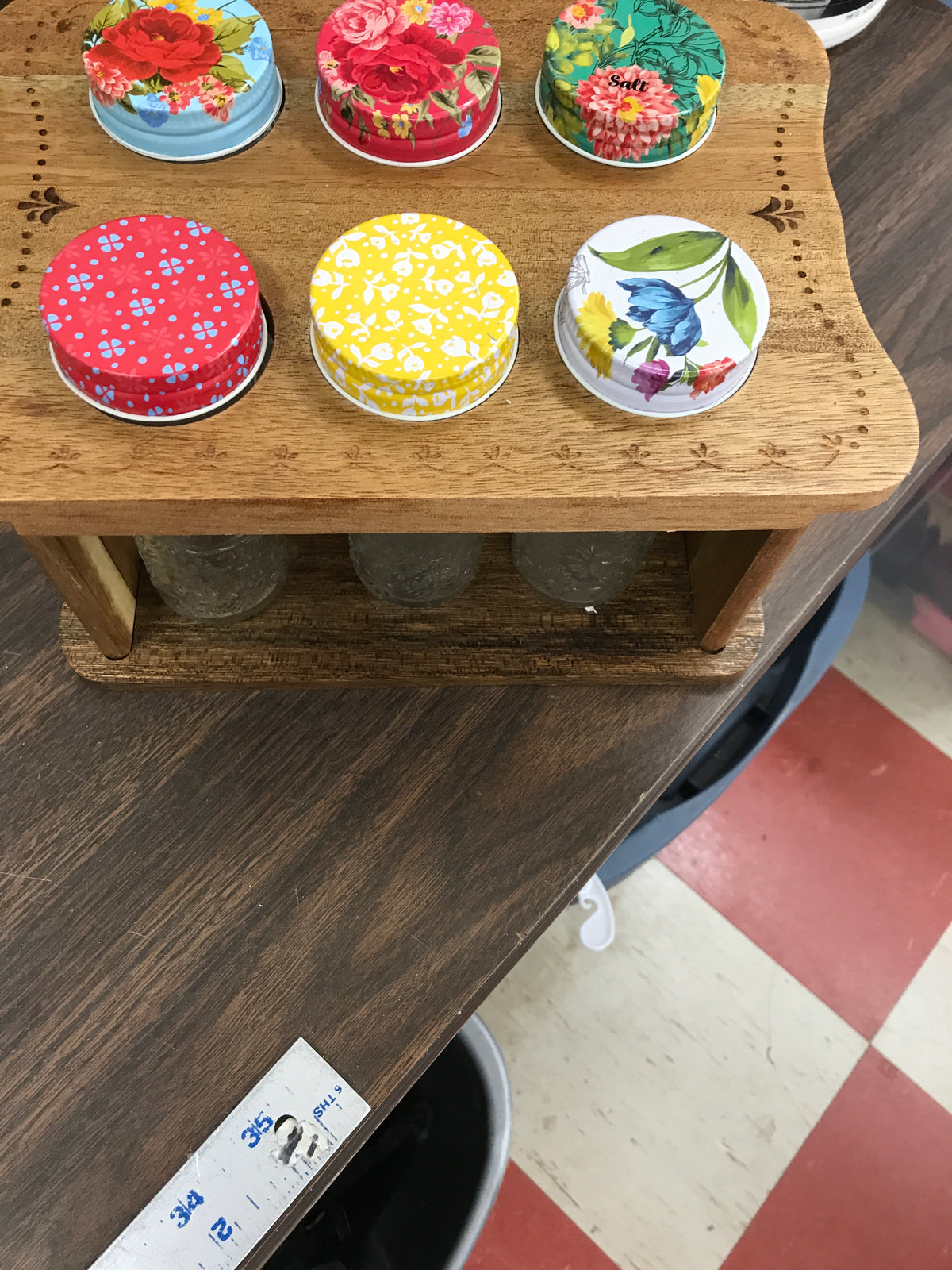 Pioneer women’s spice rack