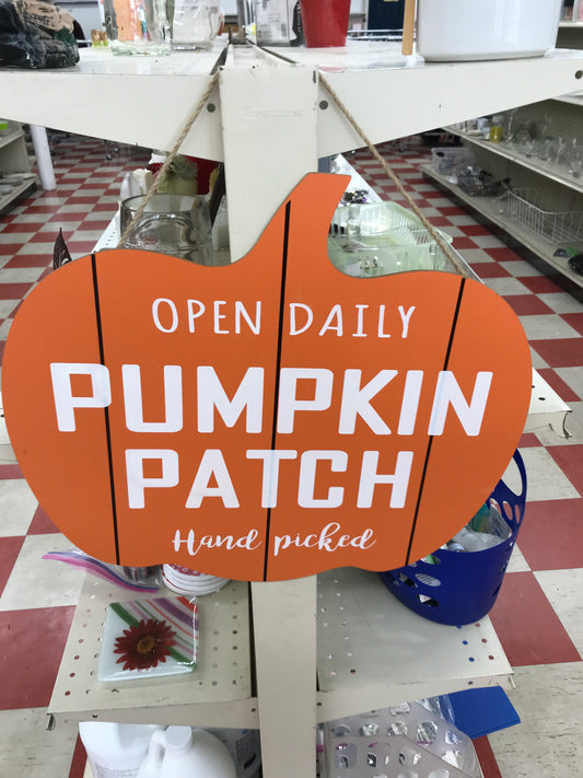 Pumpkin patch wall dec