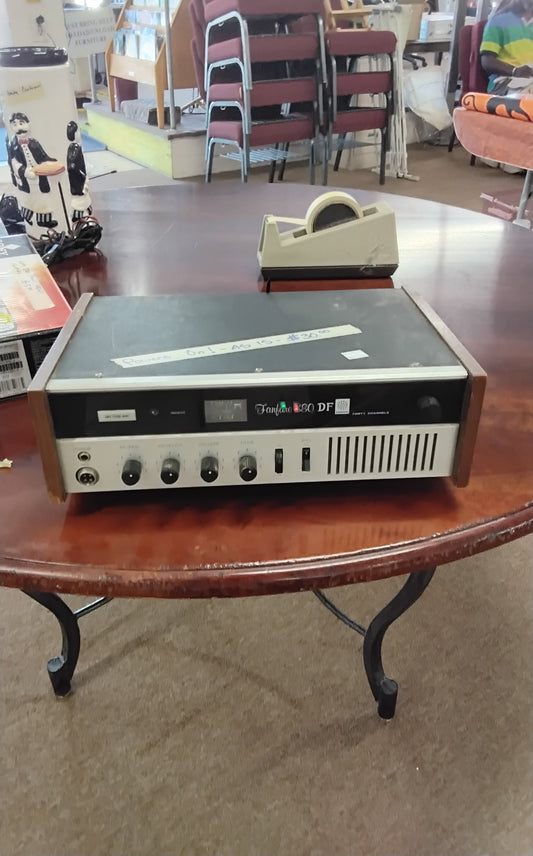 Fanfare 880 cb Radio